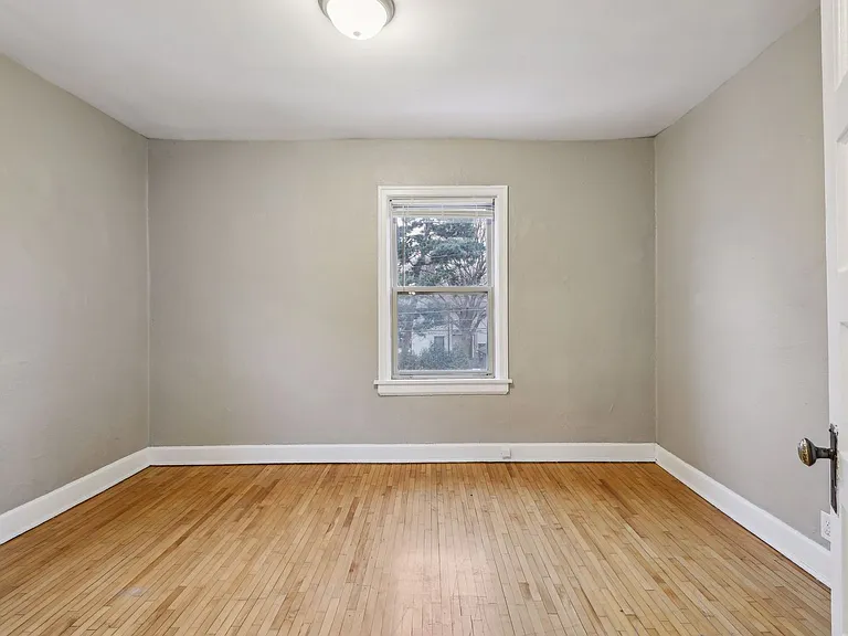 1712 Grand Ave — Photo 9