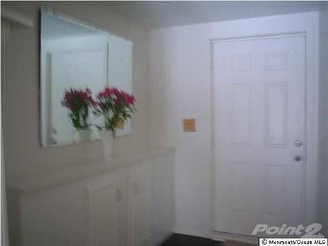 3rd image of 11 Pine Dr