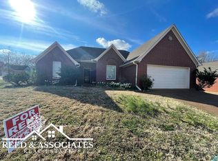 1485 Kelsey Woods Ln, Collierville, TN 38017
