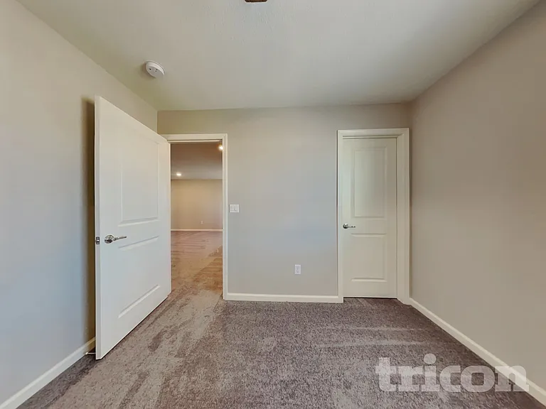 8958 Elk Ravine Dr — Photo 10