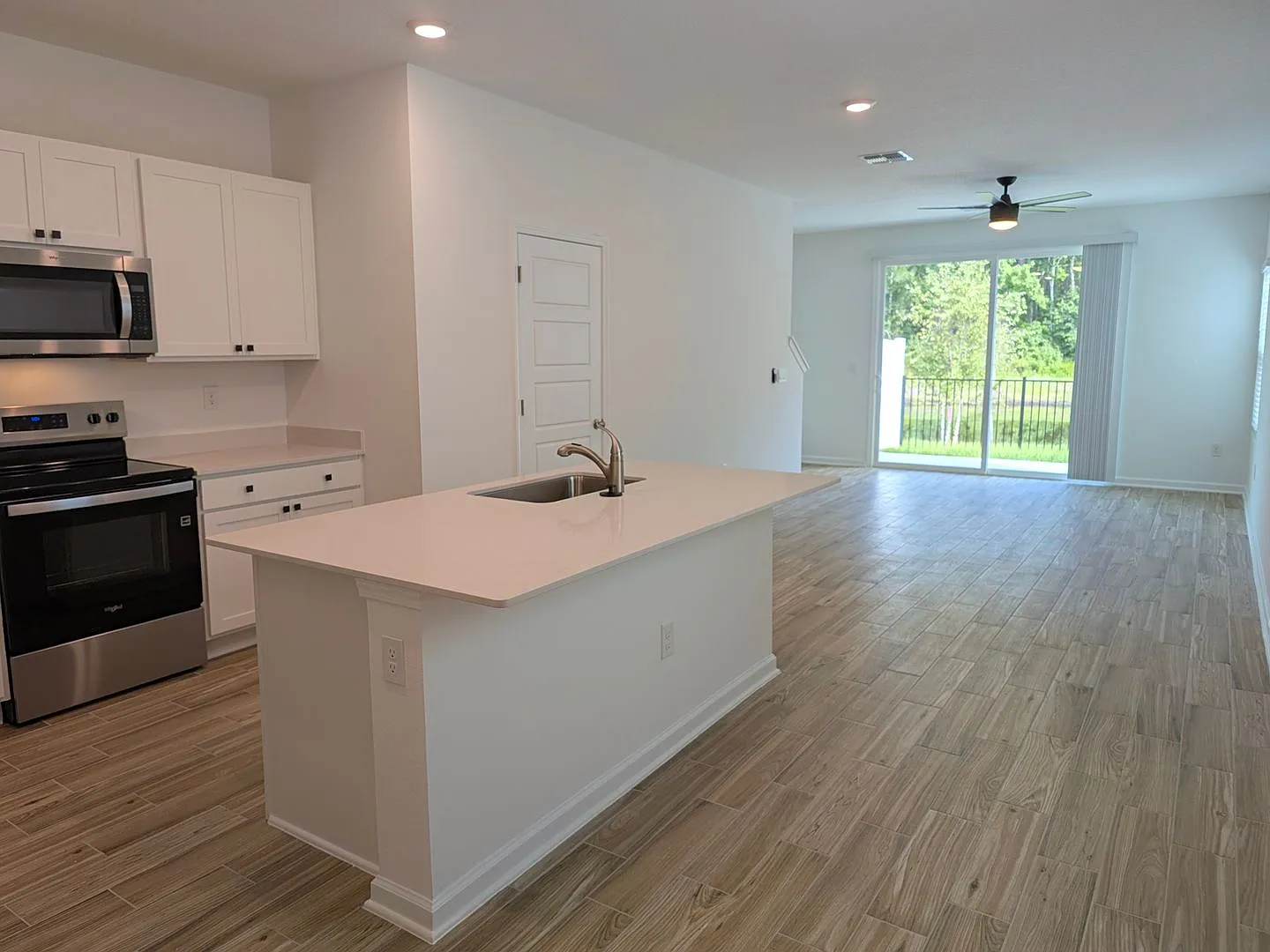 Now Leasing - New 2026 Villa Construction!! 3/2.5/1 With Premium Finishes In The A New Developmen... — Photo 4