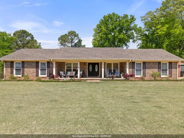 2203 Marietta Ave, Muscle Shoals, AL 35661