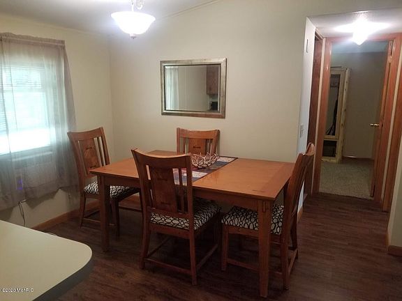 5th image of 4562 Cottonwood Ave