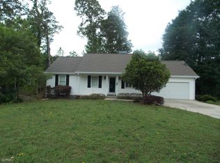 148 Lake Forest Dr, Jackson, GA