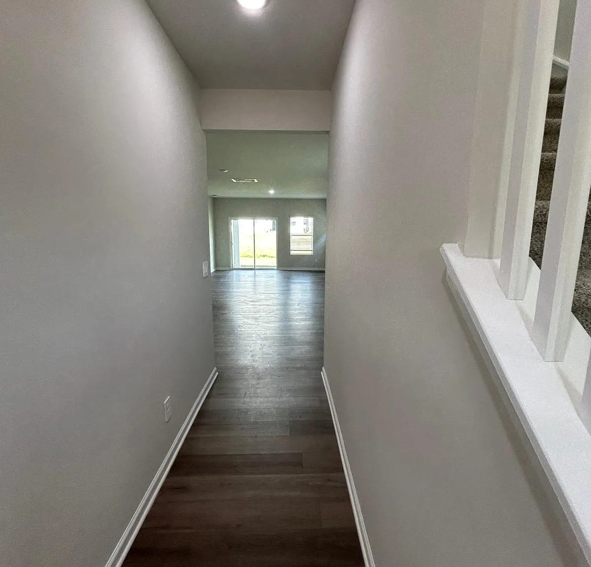 5 bed, 3.0 bath, 2375 sqft, $2,350 — Photo 4