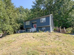 8 Antrim St, Nashua, NH 03063