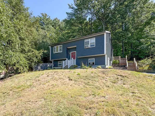 8 Antrim Street, Nashua, NH 03063