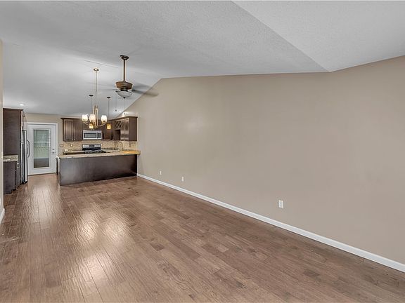 4th image of 5665 Timber Lake Rd