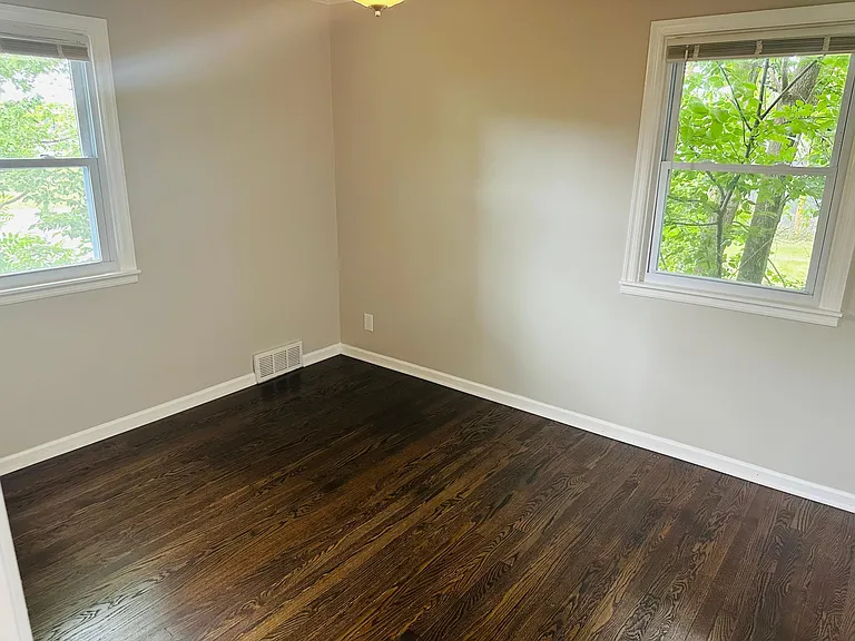 6103 Hadley St — Photo 10