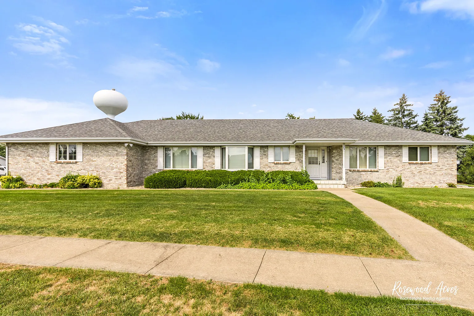 1269 Tower Ct photo 1