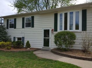 7933 Wilson Ct, Merrillville, IN 46410