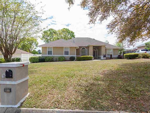 2nd image of 3017 Knotty Pine Dr
