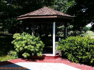 2040 W Washington Rd, Pentwater, MI 49449