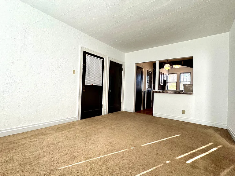 1204 Bellevue Ave #1E — Photo 9