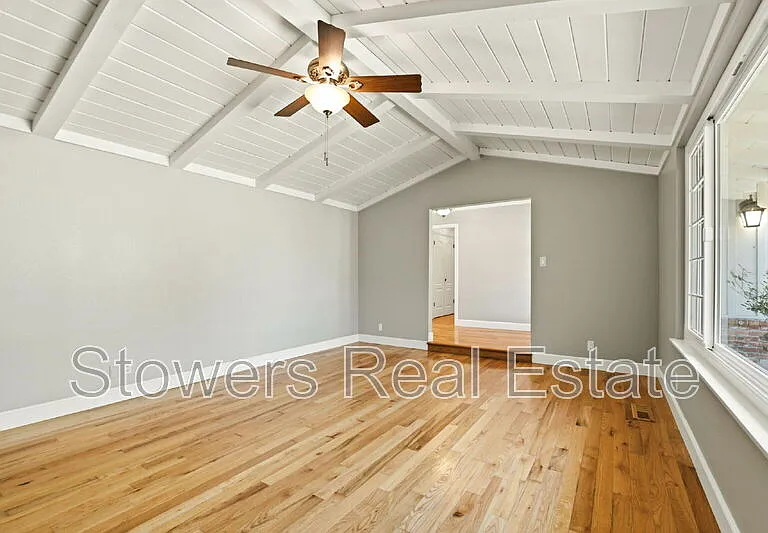 18 Van Gordon Pl — Photo 5