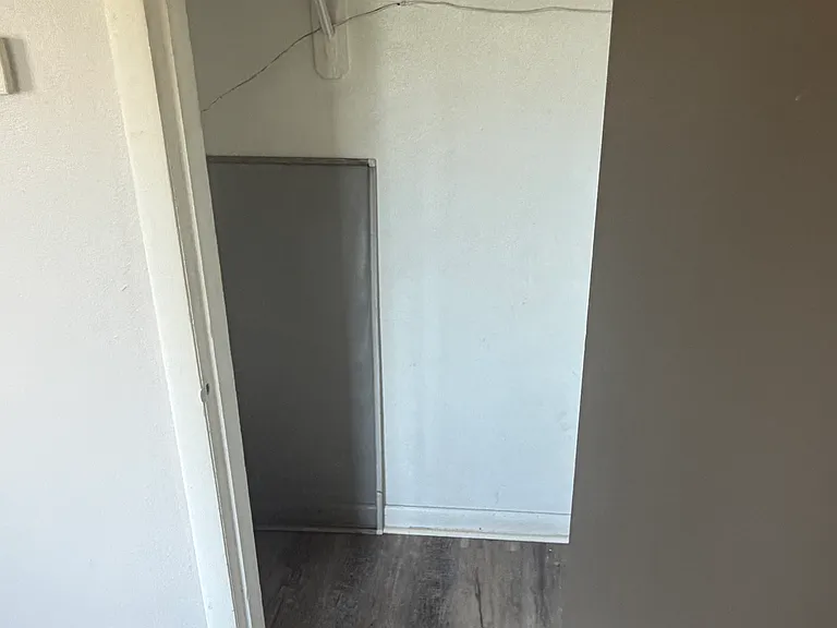 2628 Saint Charles Ave #2 — Photo 11