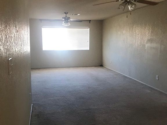 Dining room to living room