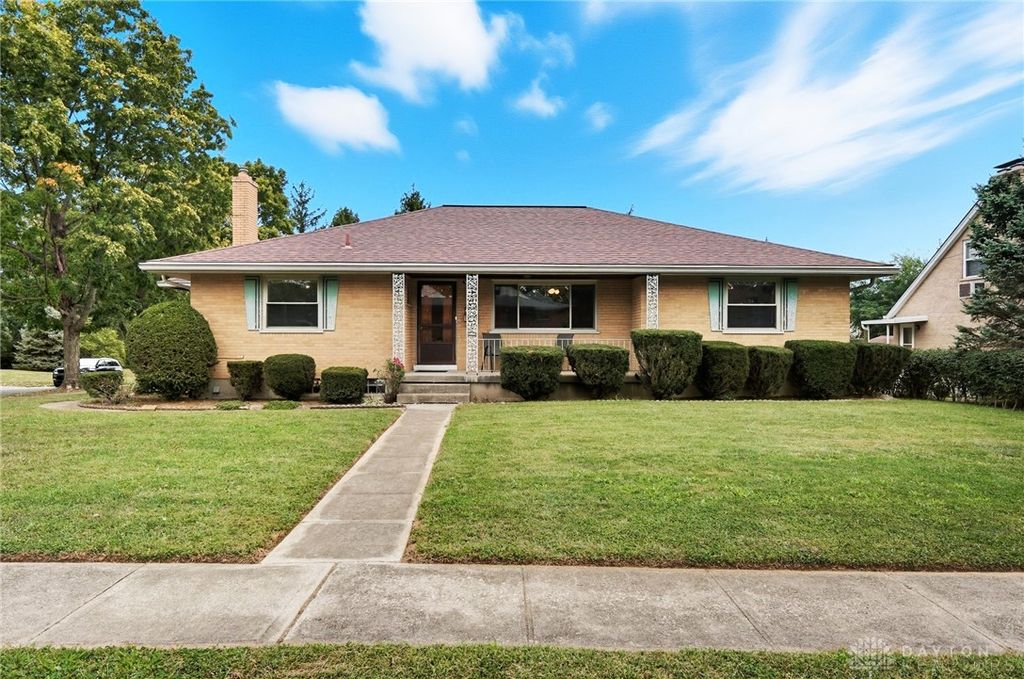 Real estate listing image