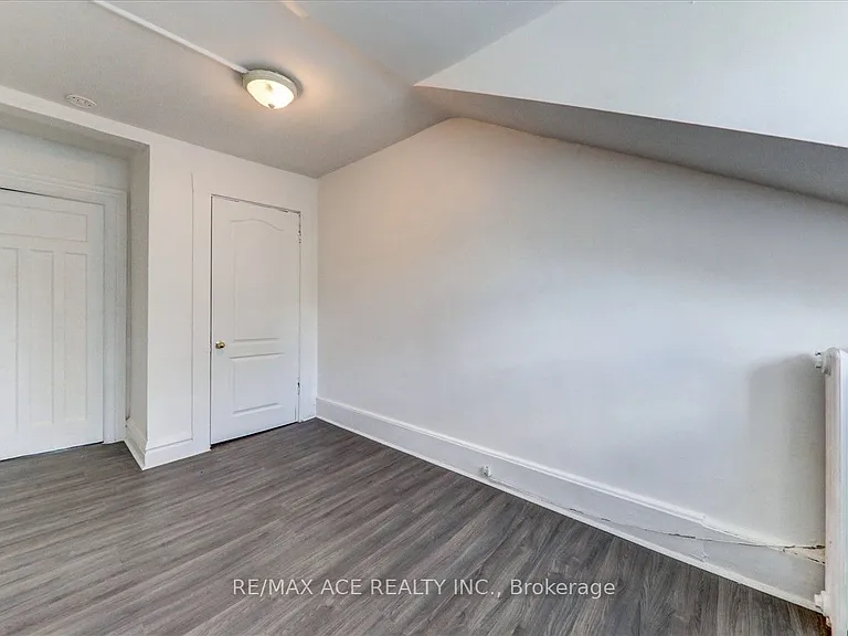 173 Spadina Rd #3 — Photo 8