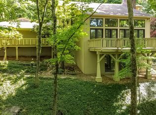 10658 Mentz Hill Acres Dr, Saint Louis, MO 63128
