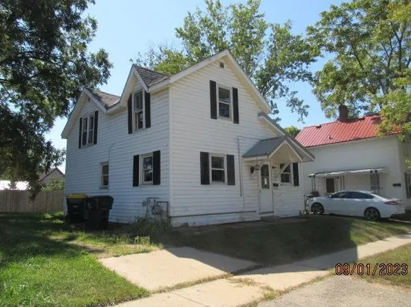 315 W 4th St, Richland Center, WI 53581