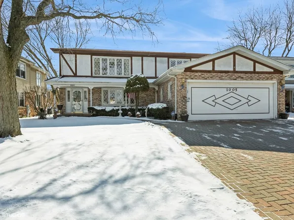 1005 E Cardinal Ln, Mount Prospect, IL 60056