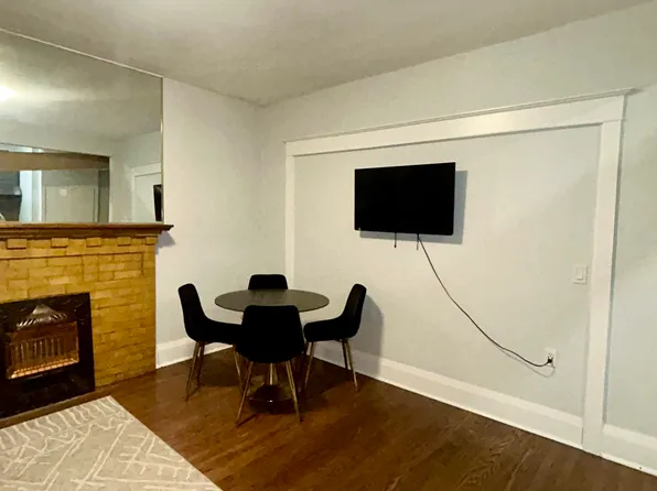 (undisclosed Address), Toronto, ON M4K 1P1