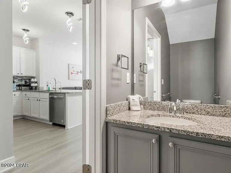 7654 Shadow Lake Dr — Photo 25