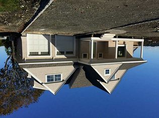 5 Julia Ct, Middletown, RI 02842