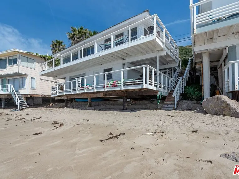 24942 Malibu Rd — Photo 42