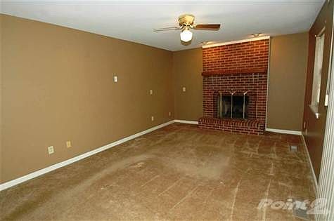 <MARQUEE behavior="scroll" direction="left" width="90%"><FONT COLOR="RED"><Font SIZE="12">Wood Burning Fireplace & Walkout to Large Deck</FONT></MARQUEE>