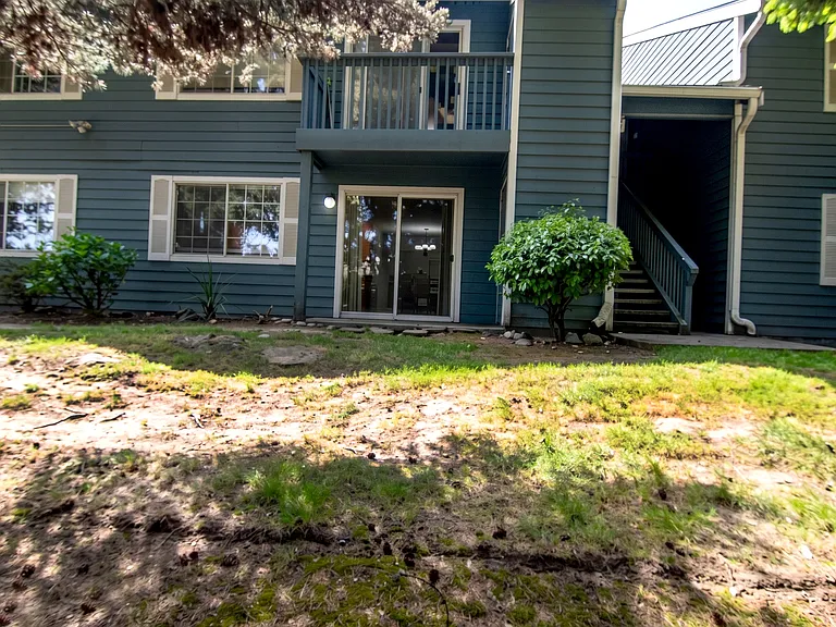 16817 Larch Way E #E105 — Photo 20