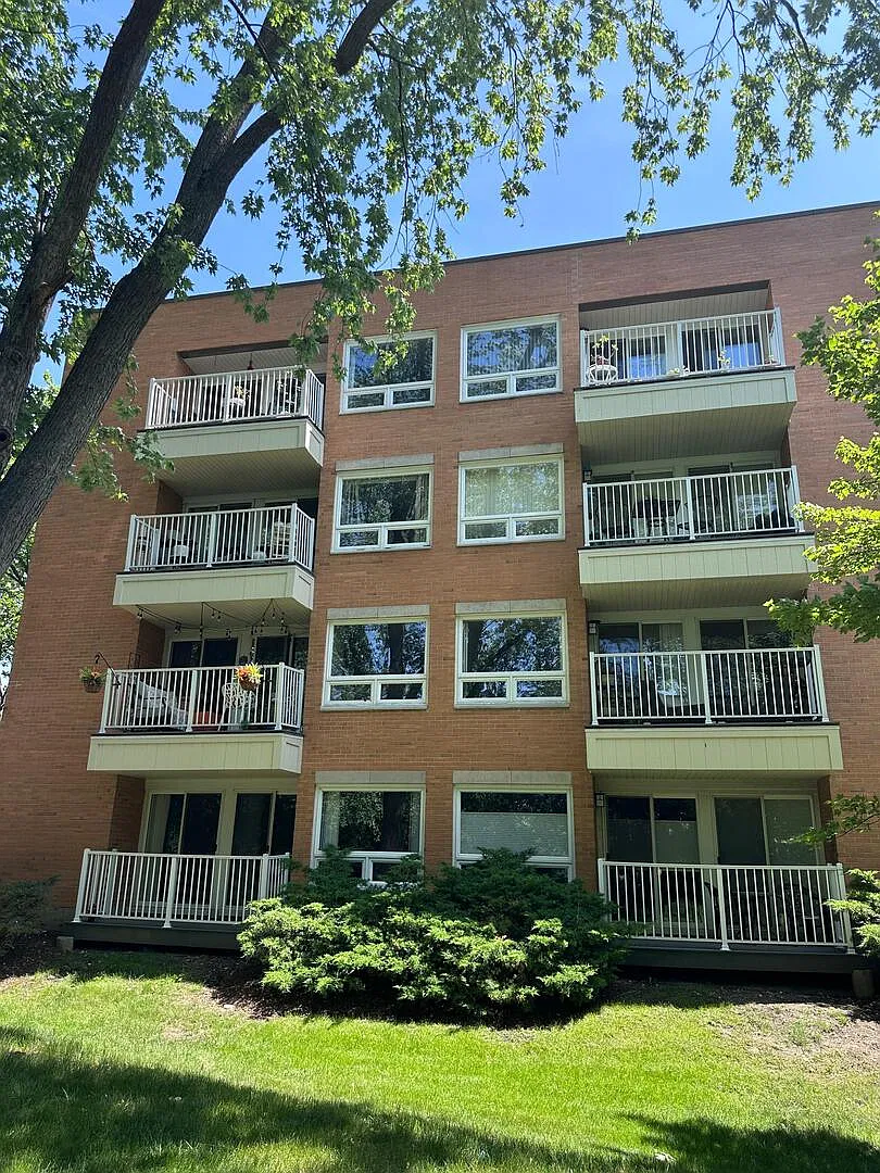 2 bed, 1200 sqft, $2,450 — Photo 2