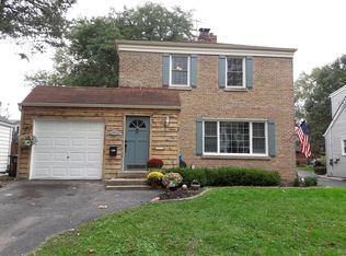 1857 Olive Rd, Homewood, IL 60430