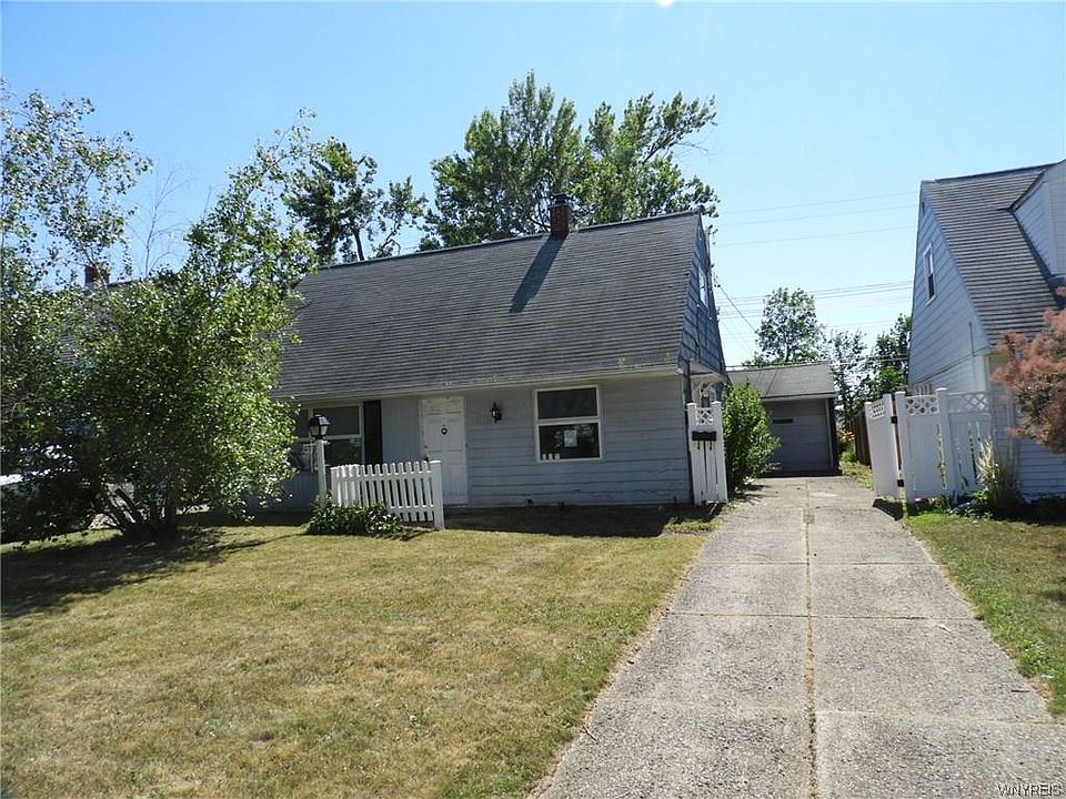 1st image of 132 Vicksburg Ave