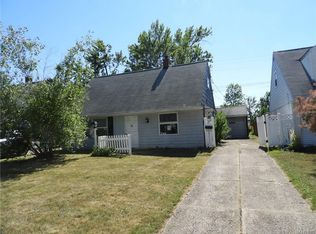 132 Vicksburg Ave, Tonawanda, NY 14150