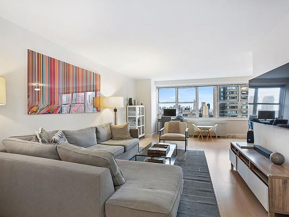 1st image of 155 W 68th St APT 25E