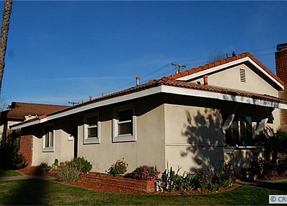 3rd image of 12882 Charloma Dr