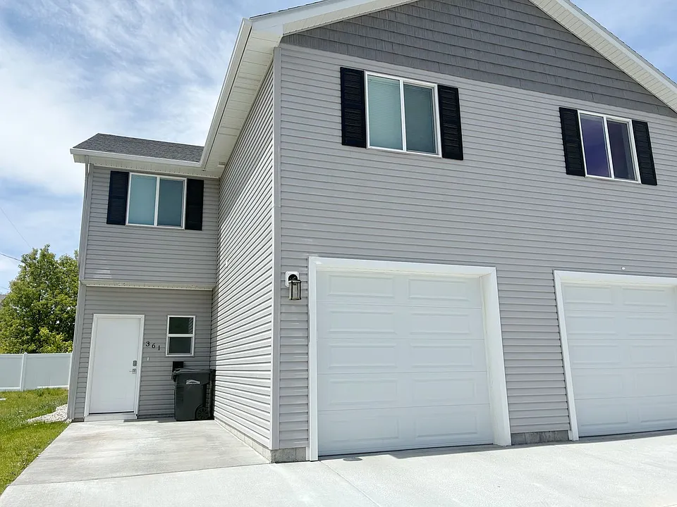 361 N Fanning Ave