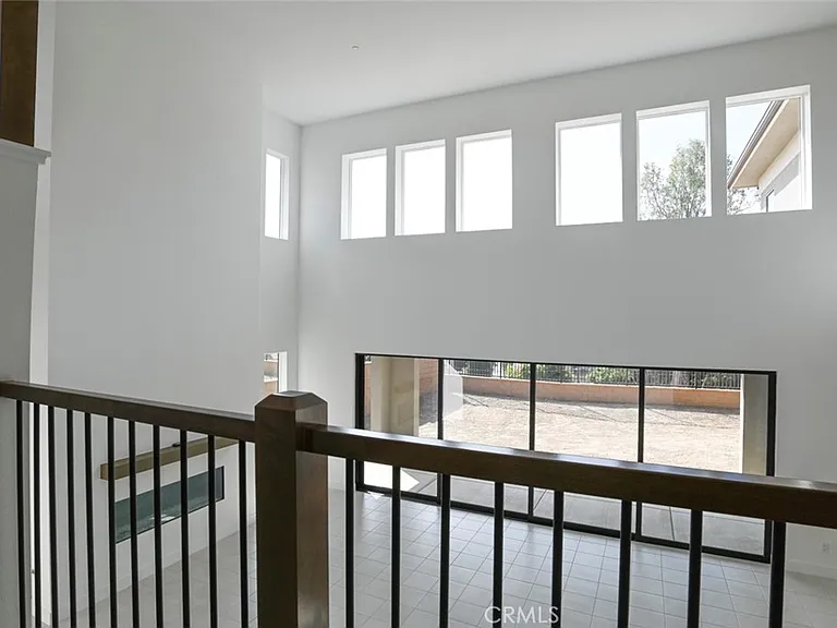 20552 Edgewood Ct — Photo 45