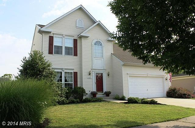 1st image of 207 Creeks End Ln