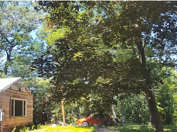 5th image of 34 Hyde Park St