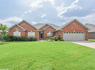 321 Maranes Cir, Maumelle, AR 72113