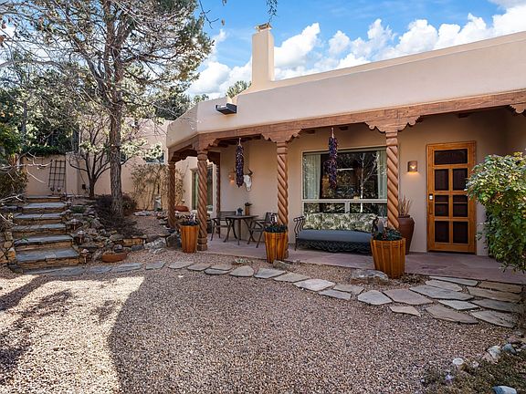 3rd image of 1360 Tesuque Creek Rd