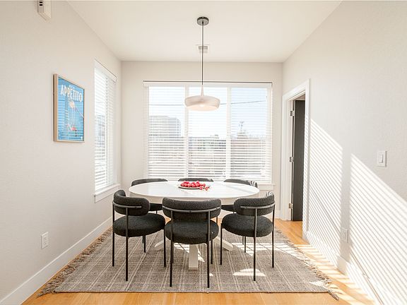 5th image of 1822 Grove St #110