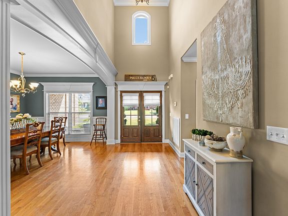 2nd image of 2707 Battleground Dr