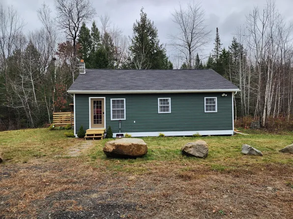 231 Swan Road, New Sharon, ME 04955