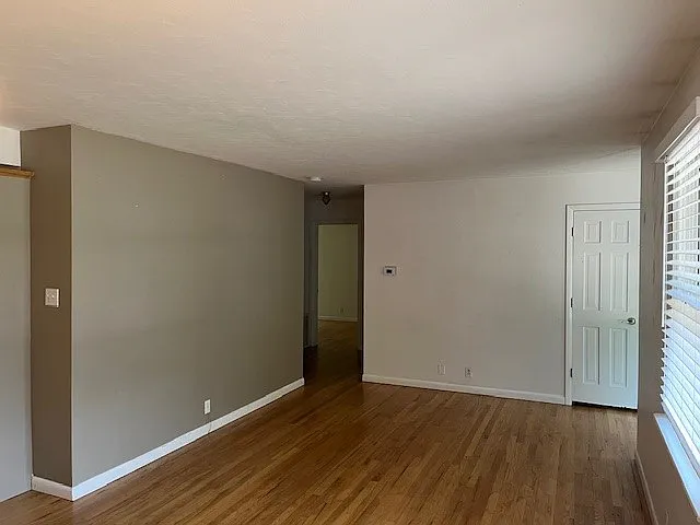 1849 Homer Dr — Photo 6