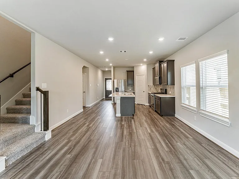4322 Pale Fox Ln — Photo 16