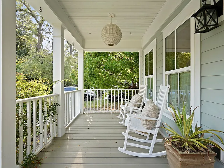 15 Government Rd — Photo 6